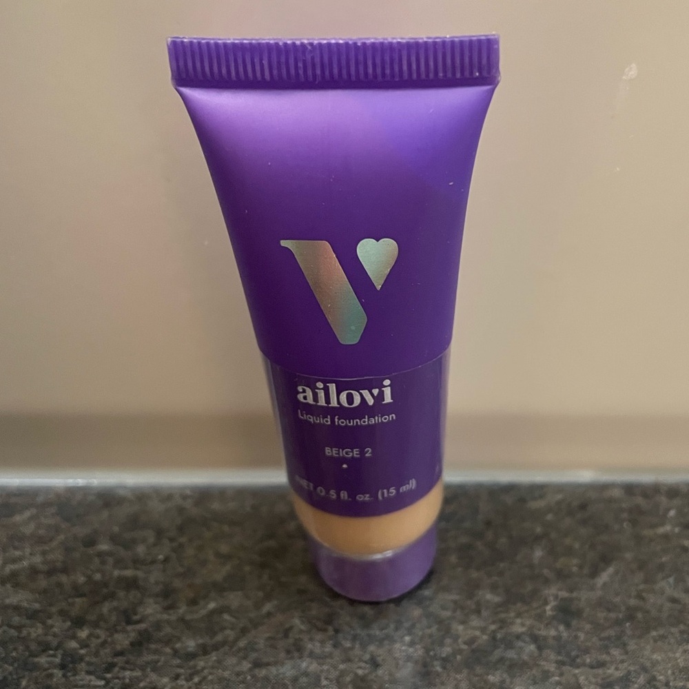 5/$20 Build Your Own Makeup Bag! ailovi Liquid Foundation - Beige 2
